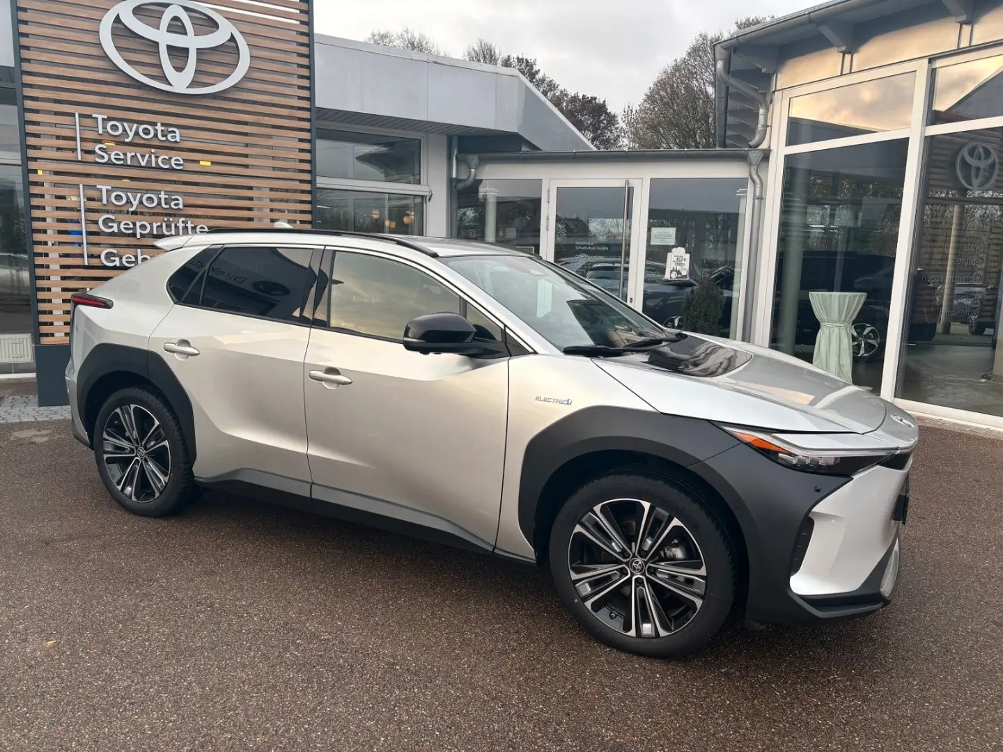 bZ4X 71 4 kWh 150kW Comfort- Technik-Paket