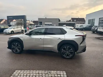 bZ4X 71 4 kWh 150kW Comfort- Technik-Paket