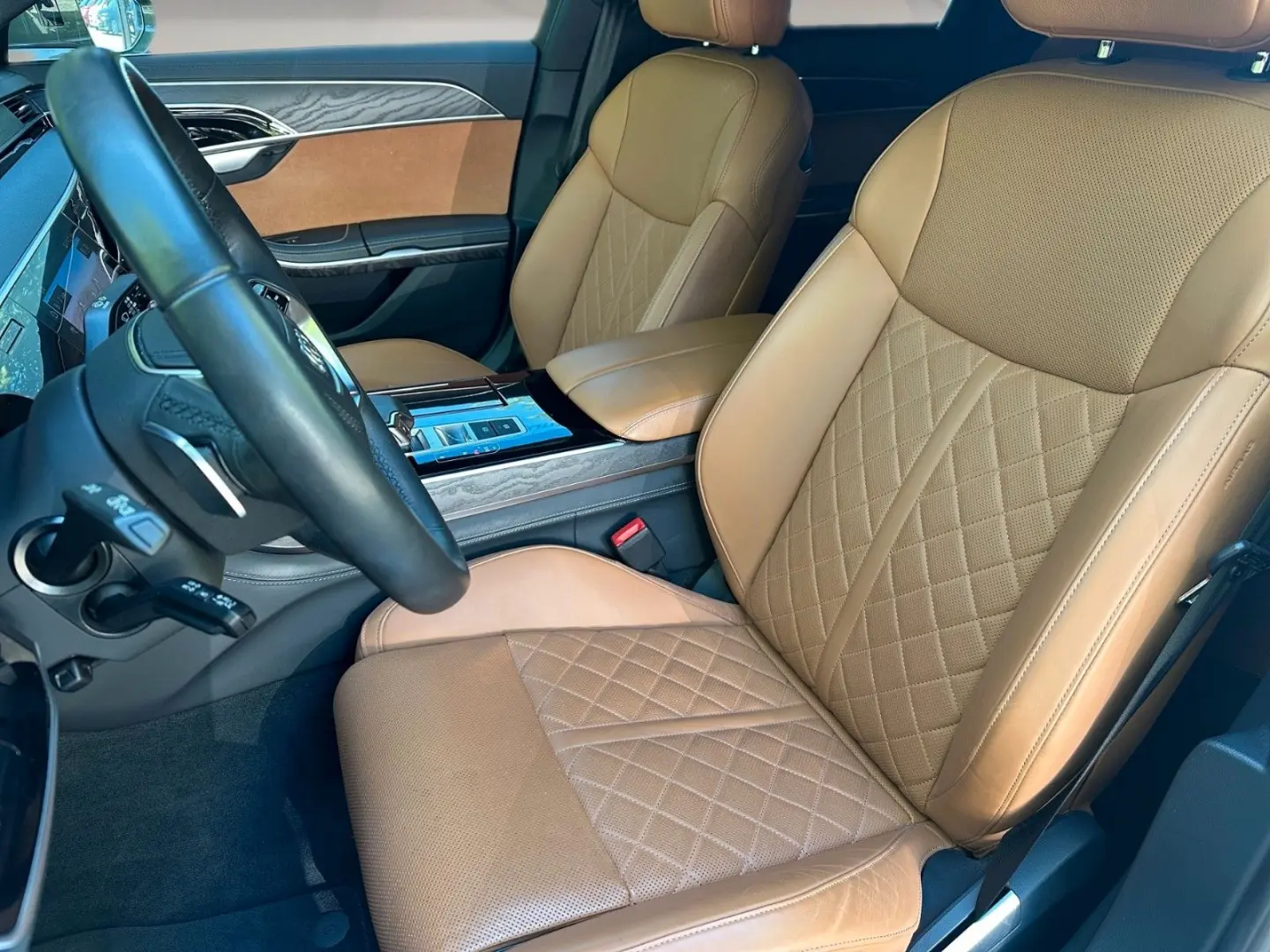 A8 50 TDI quattro Akustik Massage B&O Valcona