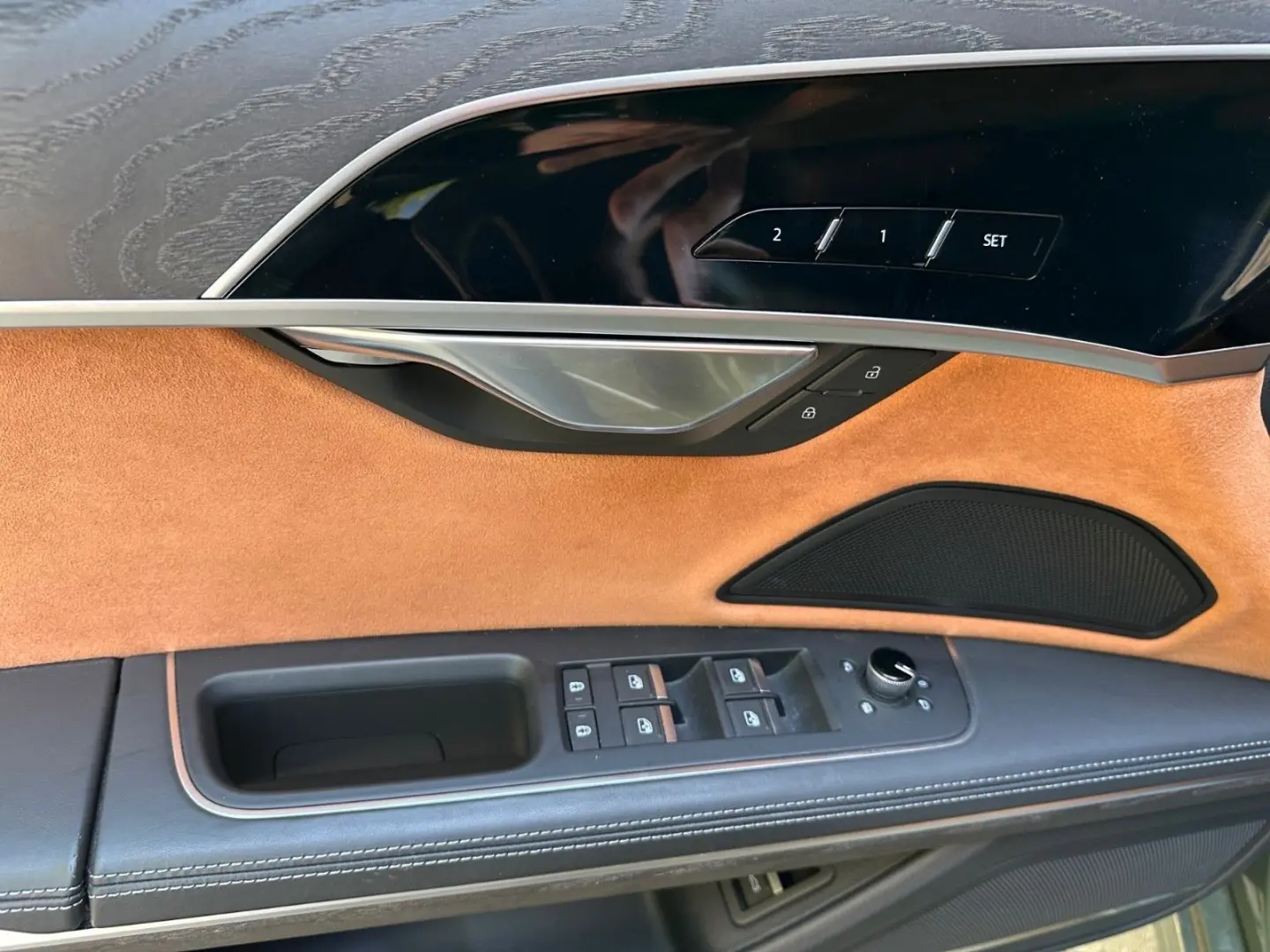 A8 50 TDI quattro Akustik Massage B&O Valcona