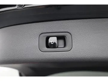 GLC 300 e 4M Edition