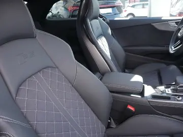 RS5 Coupé RS-Sportabgas Pano Kameras HUD B&O 20