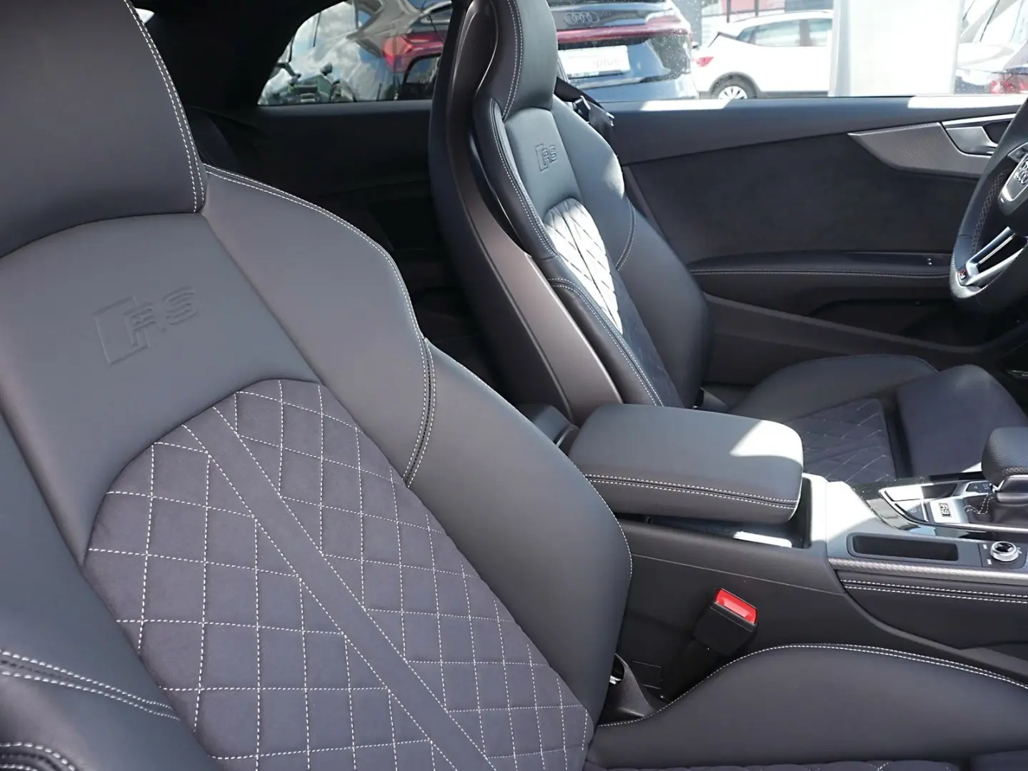 RS5 Coupé RS-Sportabgas Pano Kameras HUD B&O 20