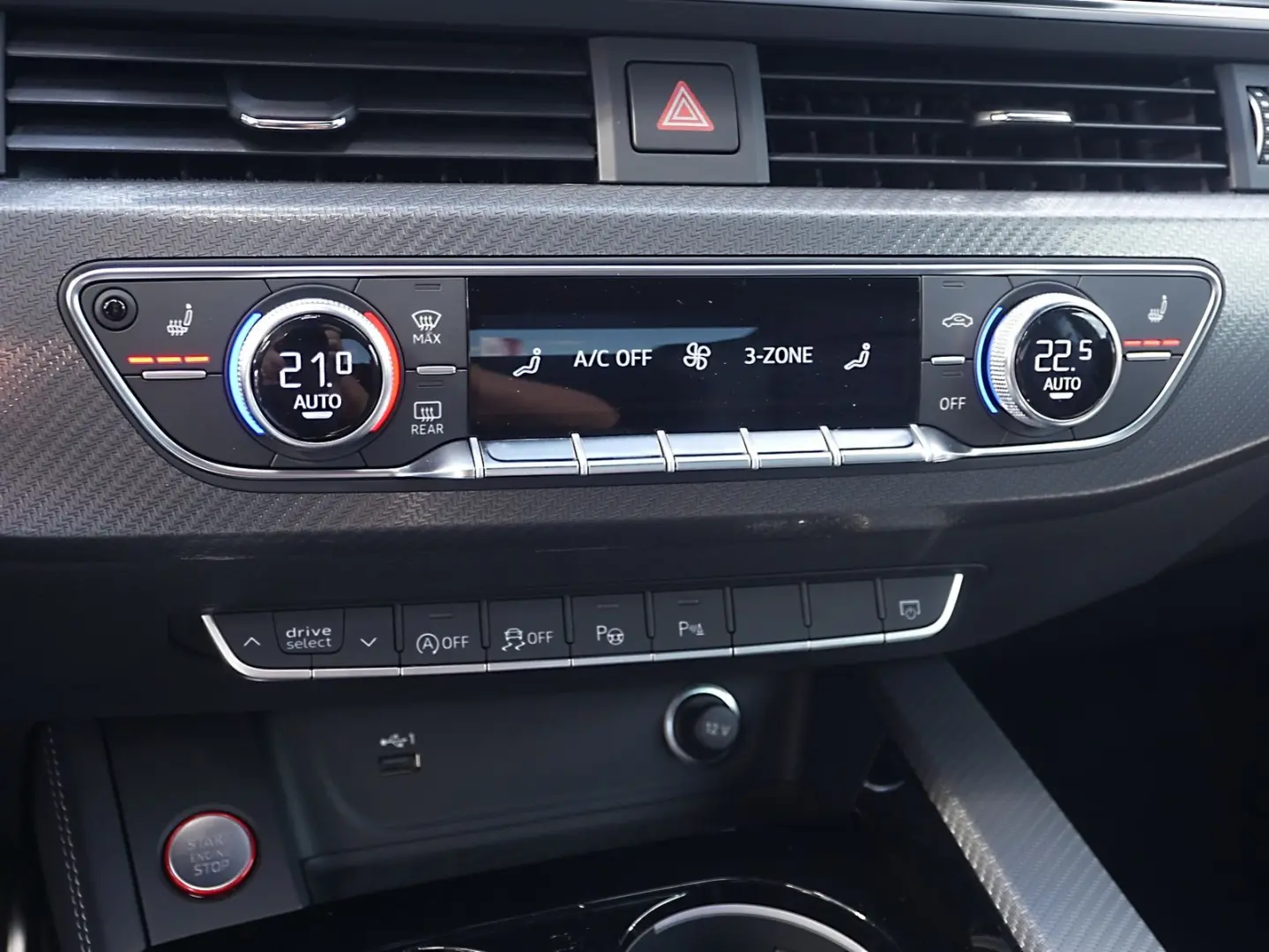 RS5 Coupé RS-Sportabgas Pano Kameras HUD B&O 20