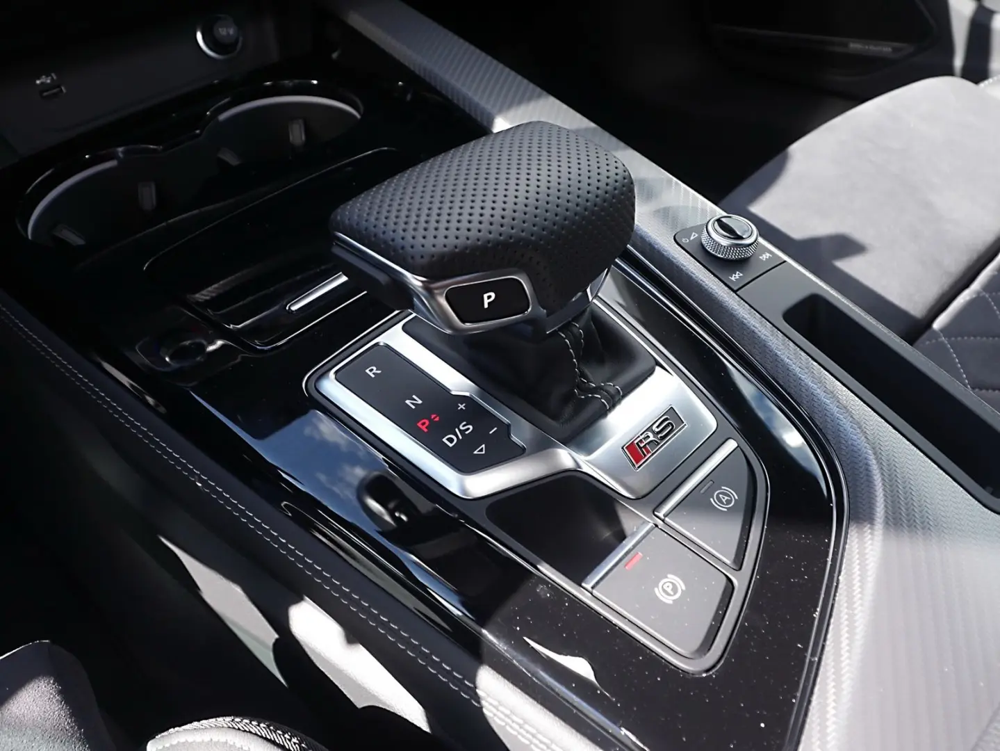 RS5 Coupé RS-Sportabgas Pano Kameras HUD B&O 20