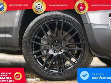 Land Rover Defender 110 3.0 P400 MHEV SE