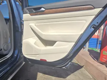 Volkswagen Passat Alltrack