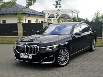 BMW 745