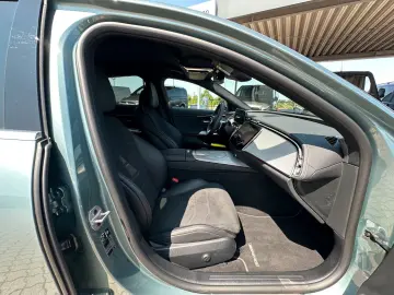 E 300 e AMG AHK DigitalLight KeyGo Distronic DAB