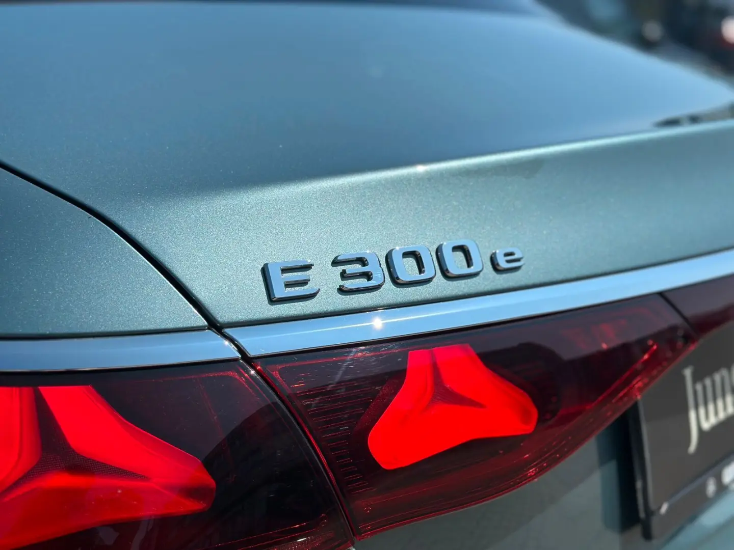 E 300 e AMG AHK DigitalLight KeyGo Distronic DAB