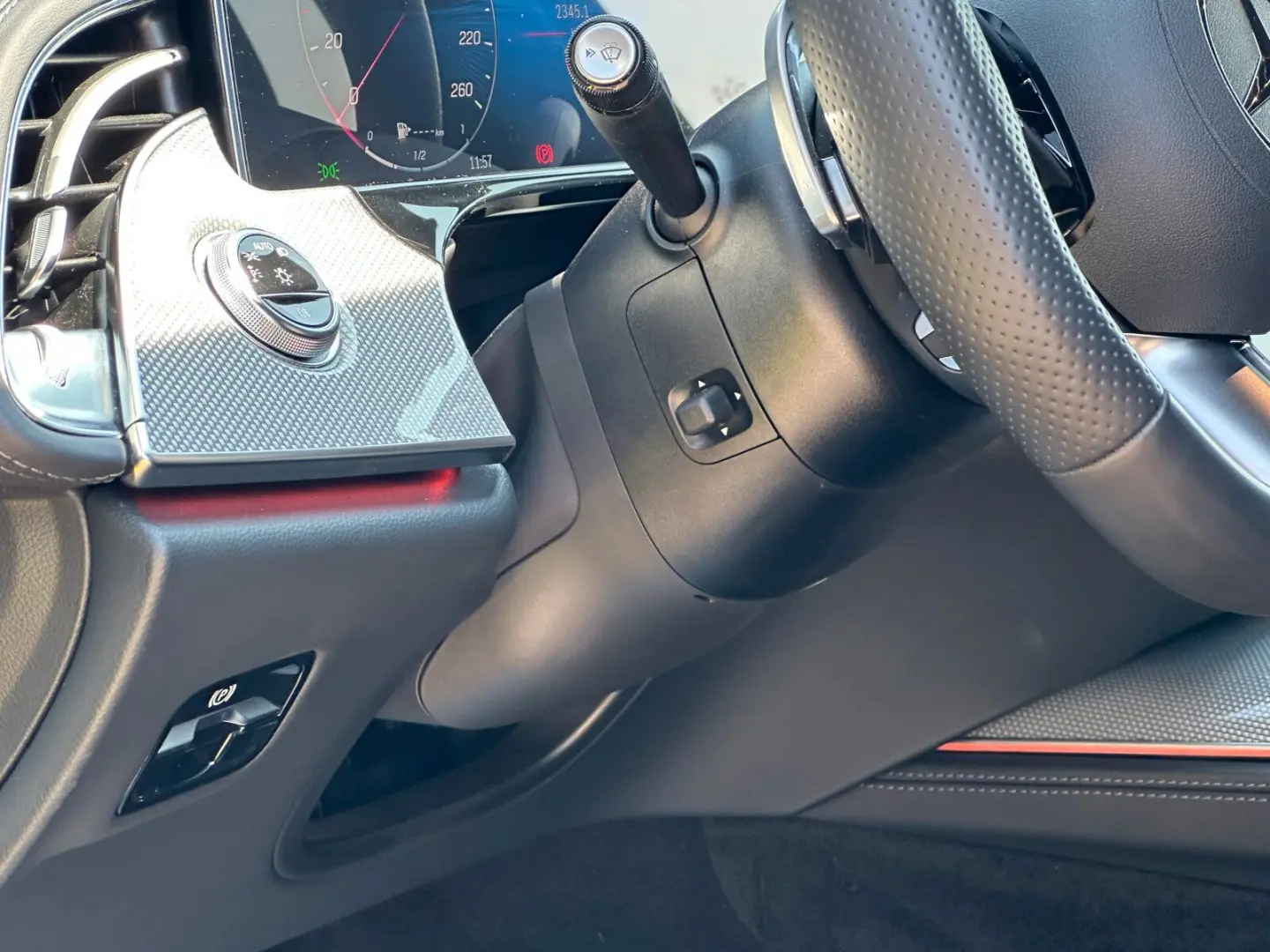 E 300 e AMG AHK DigitalLight KeyGo Distronic DAB