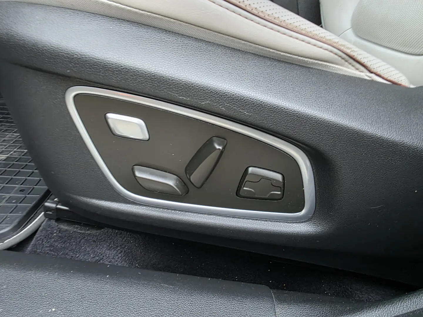 Renault Koleos Initiale