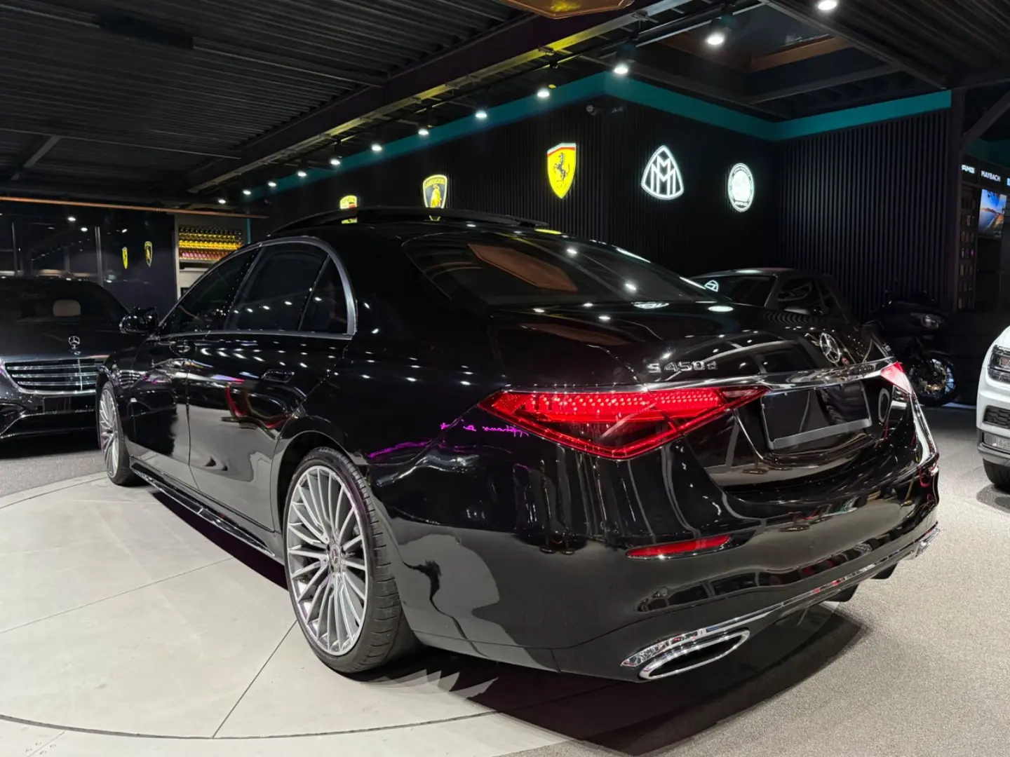 S 450 d 4Matic L AMG KEY SOFT DIS HUD PANO TV 21