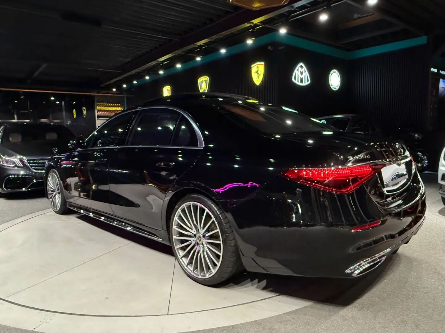 S 450 d 4Matic L AMG KEY SOFT DIS HUD PANO TV 21