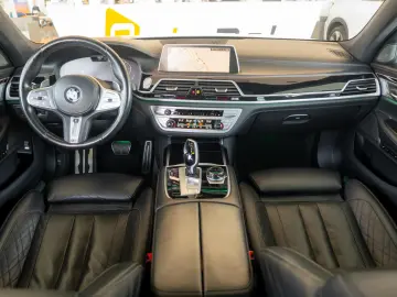 BMW Seria 7 740D G11 LCI xDrive