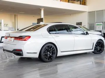 BMW Seria 7 740D G11 LCI xDrive
