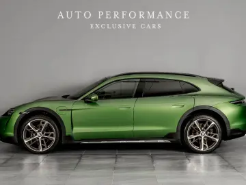 Taycan 4S Cross Truismo