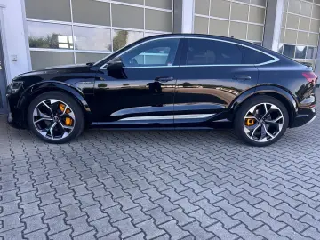 e-tron 55 Sportback S quattro HUD NP 117.210.-€