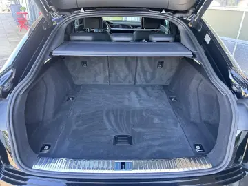 e-tron 55 Sportback S quattro HUD NP 117.210.-€