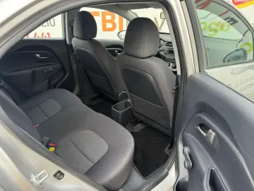 KIA RIO 1.4 Edition 7