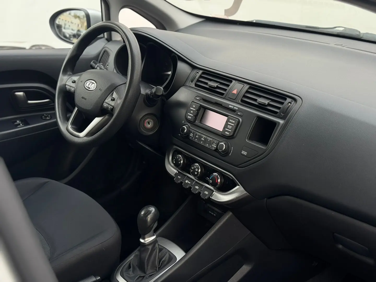 KIA RIO 1.4 Edition 7