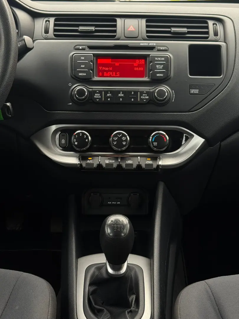 KIA RIO 1.4 Edition 7