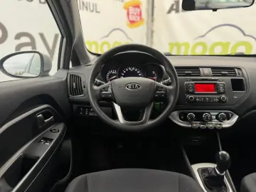 KIA RIO 1.4 Edition 7