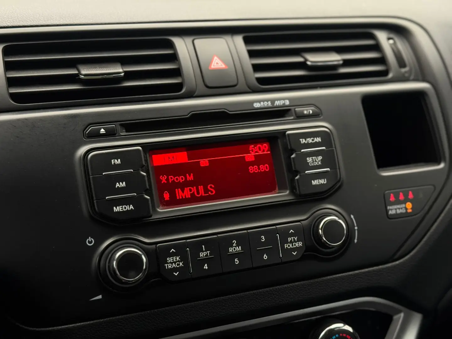 KIA RIO 1.4 Edition 7