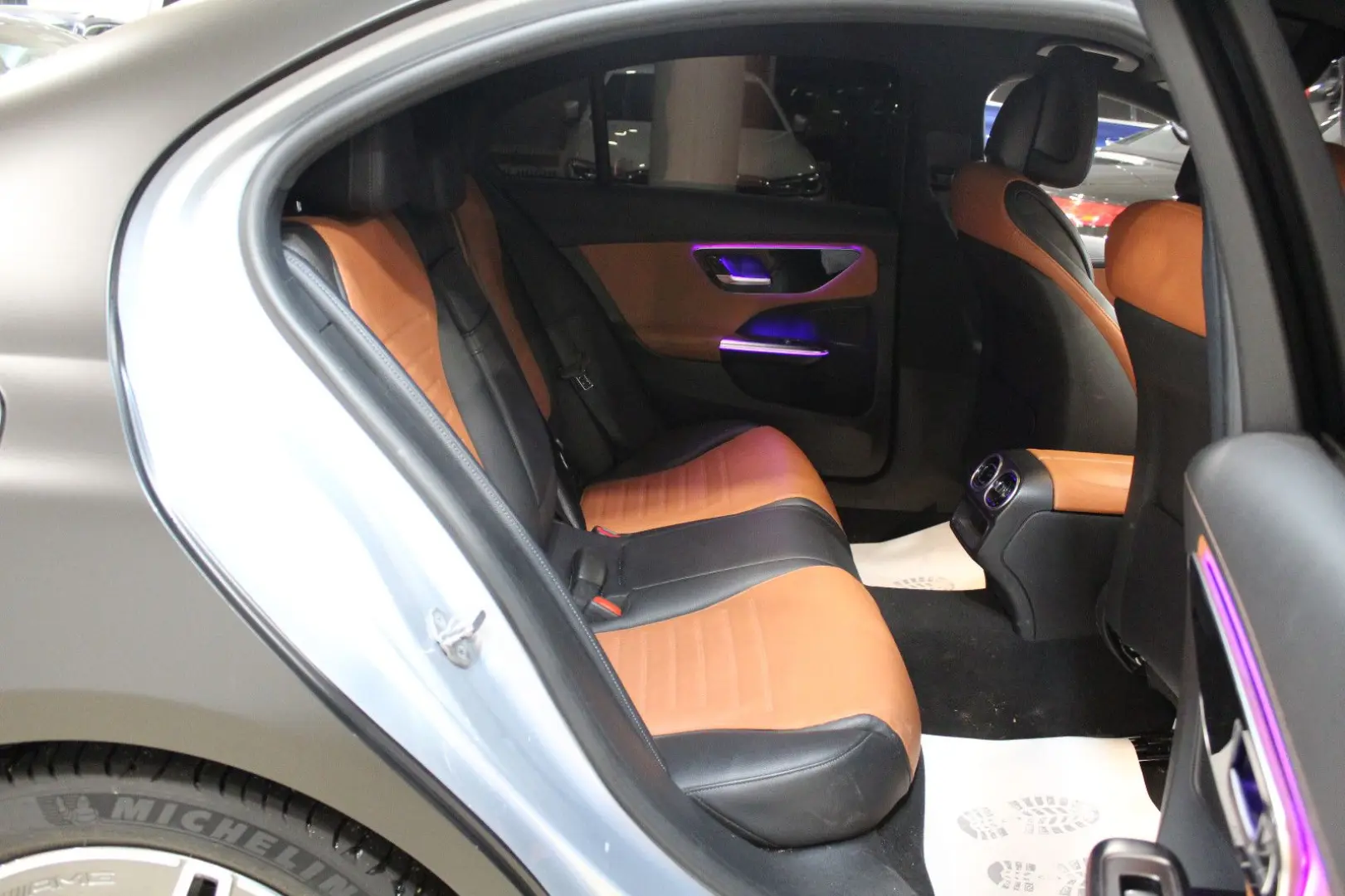 C 200 4Matic AMG-LINE