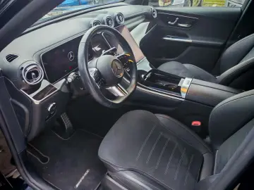 Mercedes-Benz GLC 300 4Matic 9G-TRONIC AMG Line Advanced