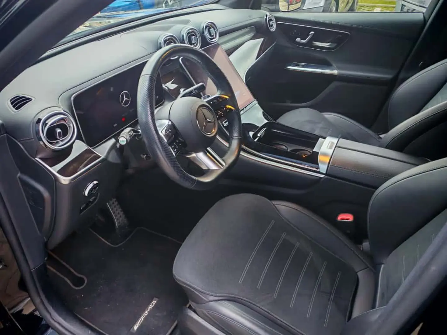 Mercedes-Benz GLC 300 4Matic 9G-TRONIC AMG Line Advanced