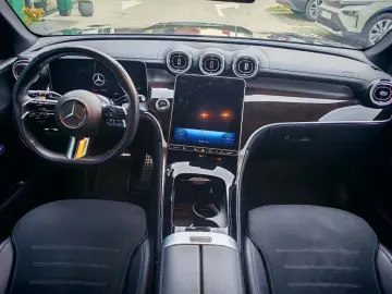 Mercedes-Benz GLC 300 4Matic 9G-TRONIC AMG Line Advanced