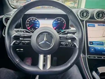 Mercedes-Benz GLC 300 4Matic 9G-TRONIC AMG Line Advanced