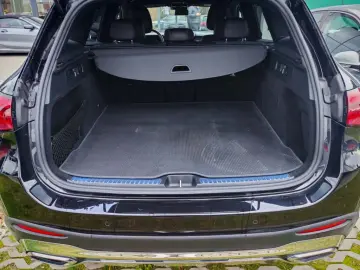 Mercedes-Benz GLC 300 4Matic 9G-TRONIC AMG Line Advanced