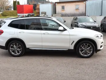 X3 xDrive20d xLine Aut. LiveCockpi_Pano_LED_Navi
