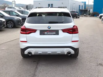 X3 xDrive20d xLine Aut. LiveCockpi_Pano_LED_Navi