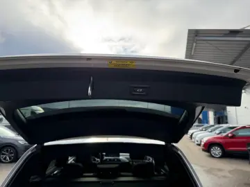 X3 xDrive20d xLine Aut. LiveCockpi_Pano_LED_Navi