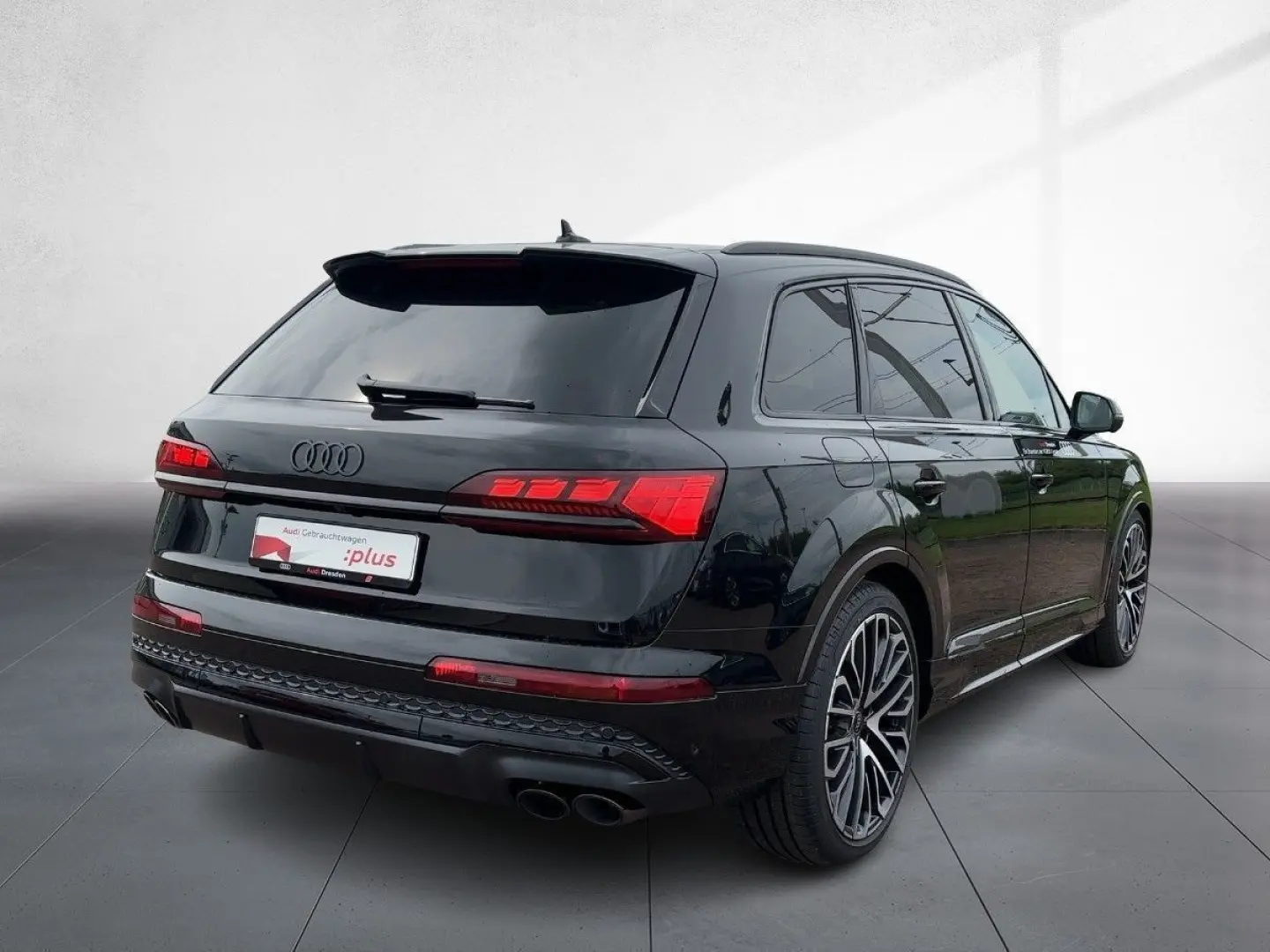 SQ7 SUV TFSI 373(507) kW(PS) tiptronic UPE 155.7