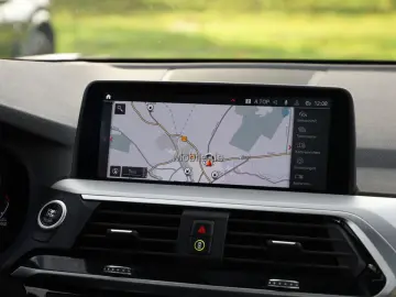 X3 xDrive20d Pano RFK Live Cockpit Prof. Alarm