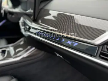 X7 xDrive 40 d M Sport 6-SITZER SKY KRISTALL VIP