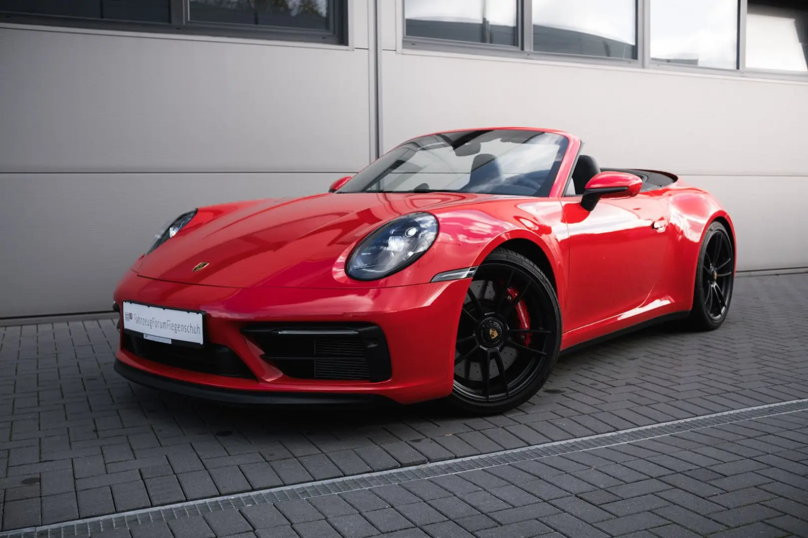 992 911 GTS 4 Cabrio-Liftsystem-Approved-360Kam.