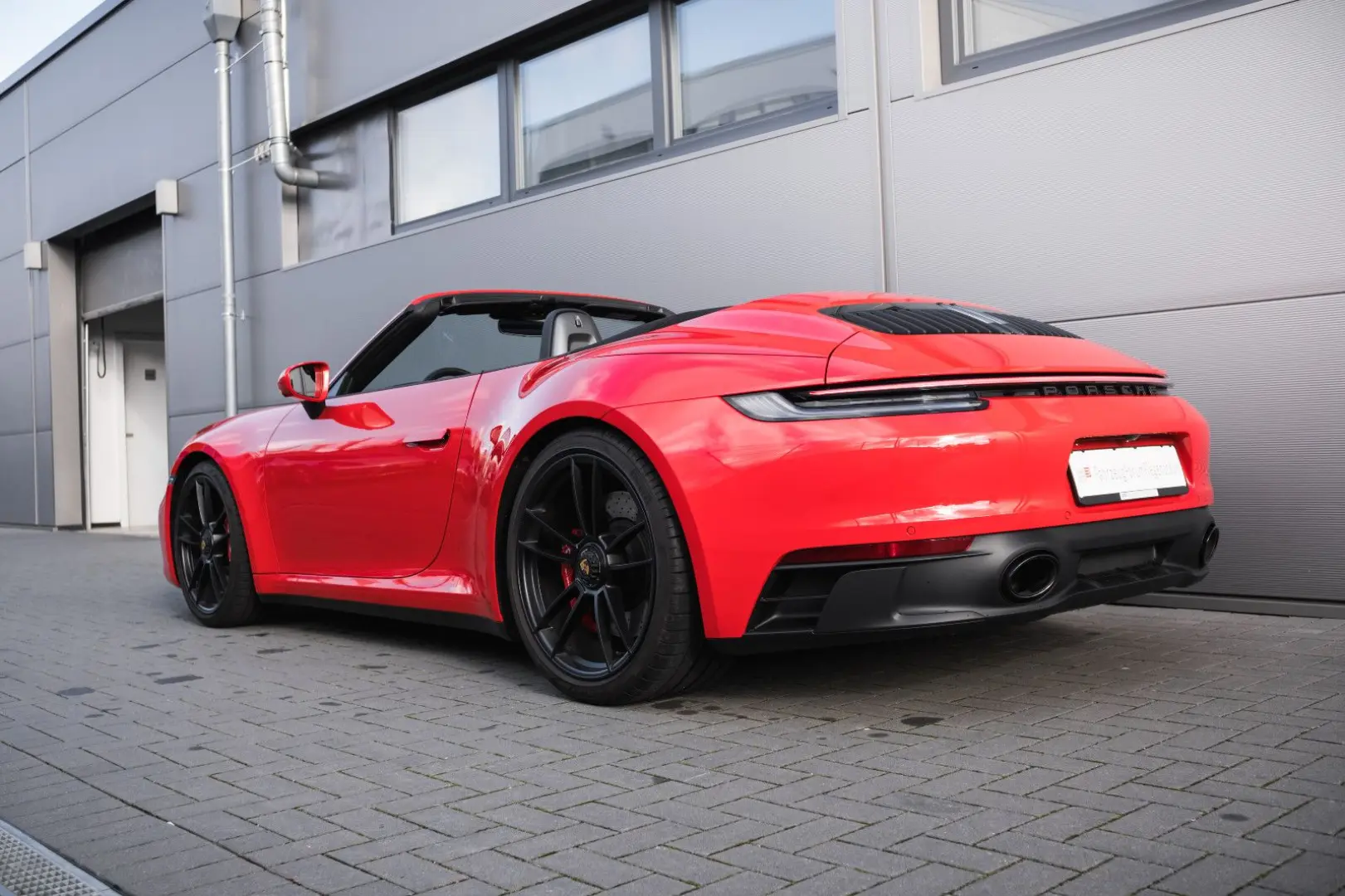 992 911 GTS 4 Cabrio-Liftsystem-Approved-360Kam.