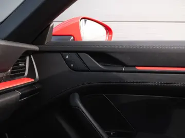 992 911 GTS 4 Cabrio-Liftsystem-Approved-360Kam.