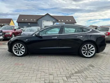 TESLA Model 3 Long Range AWD • 91% SOH
