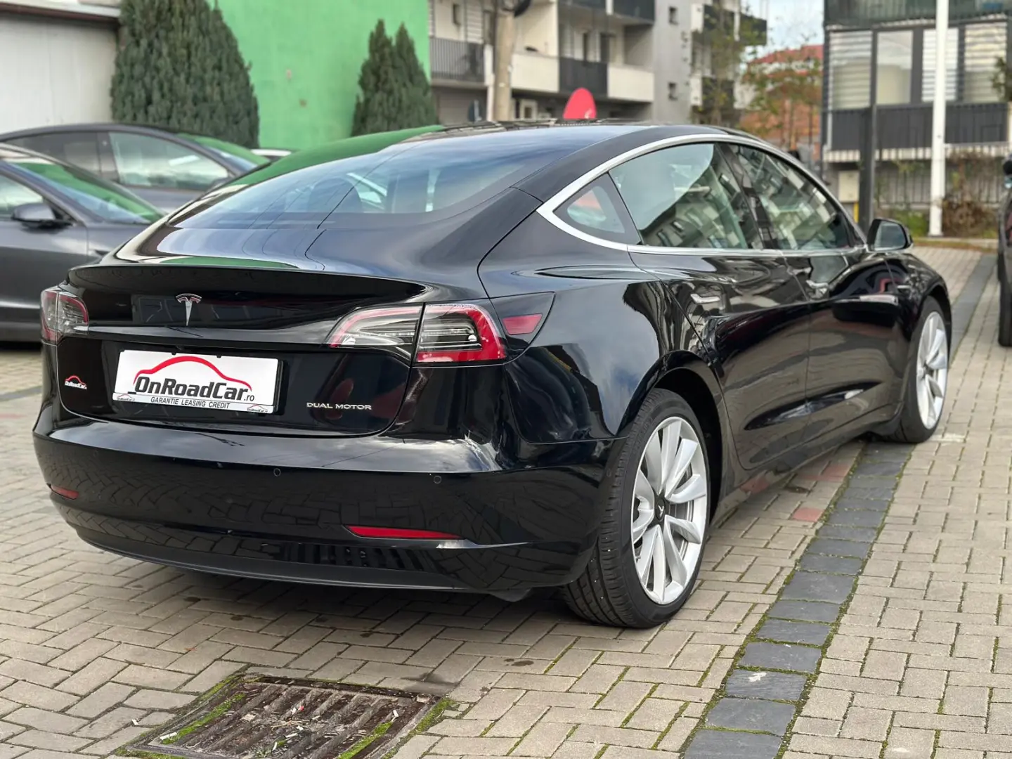 TESLA Model 3 Long Range AWD • 91% SOH