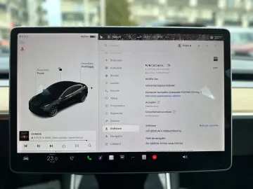 TESLA Model 3 Long Range AWD • 91% SOH