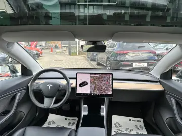 TESLA Model 3 Long Range AWD • 91% SOH