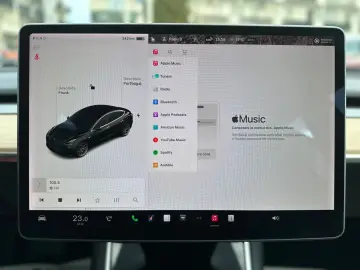TESLA Model 3 Long Range AWD • 91% SOH