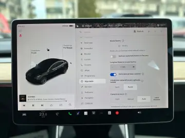 TESLA Model 3 Long Range AWD • 91% SOH
