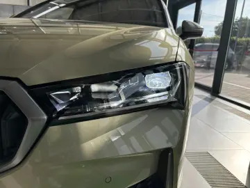 Skoda Superb 2.0 TDI 193 CP 4x4 DSG Sportline